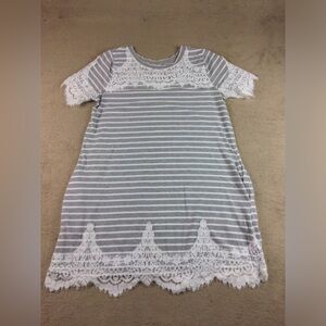 Blu Heaven Tunic shirt Dress Womens Size M gray/white striped lace